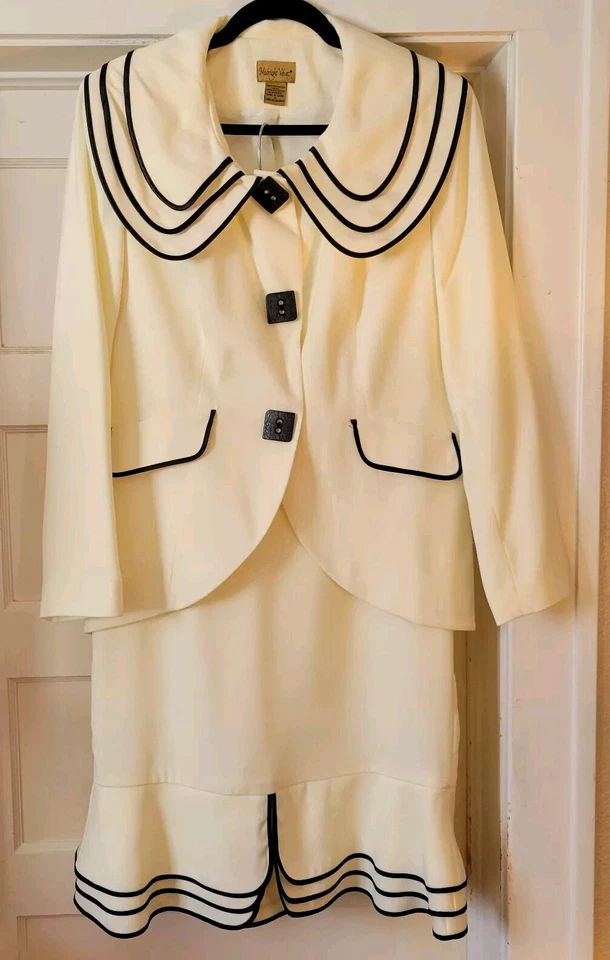 New Midnight Velvet Cream Black w/Large Collar Formal Wedding Skirt Suit Size 10 - Image 1 of 4