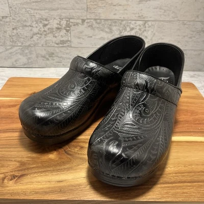 Dansko Platform Mule Clog Shoes Sz 41 EU Sz 10.5 US Black Embossed Leather - NEW - Image 1 of 4