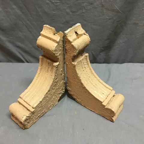Pair Antique Wood Corbels Shabby Cottage Chic Vintage Shelf Brackets 76-19J Cover
