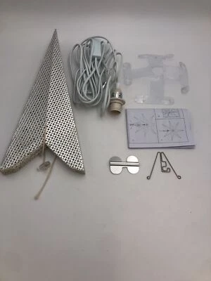 Konstsmide Stella di carta d'argento 7 punte E14, incl. cavo, interno, 230 V - Immagine 1 di 4