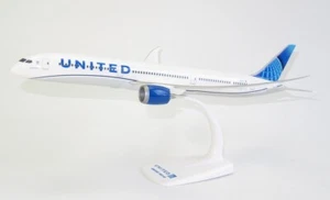 New! PPC 222147 United Airlines B787-10 Dreamliner Snap-Fit 1/200 scale model - Picture 1 of 4