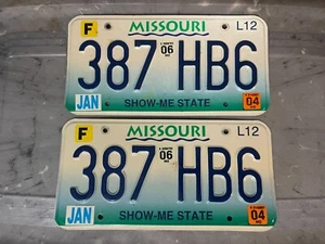 MISSOURI PAAR NUMMERNSCHILDER LKW JANUAR 2004 2006 AUFKLEBER 387 HB6 L12 F - Bild 1 von 1