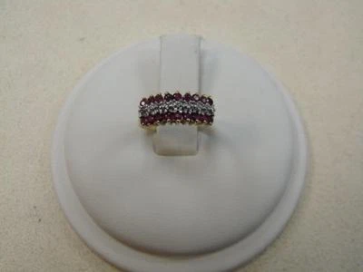 Ladies 10K yellow gold natural ruby and diamond ring, 1/3 carat rubies, s 6.25 - Image 1 of 4