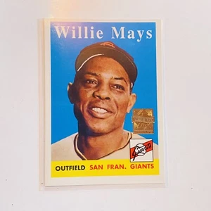 1996 TOPPS - Willie Mays Commemerative Card #10 - Baseball Trading Card - Picture 1 of 2