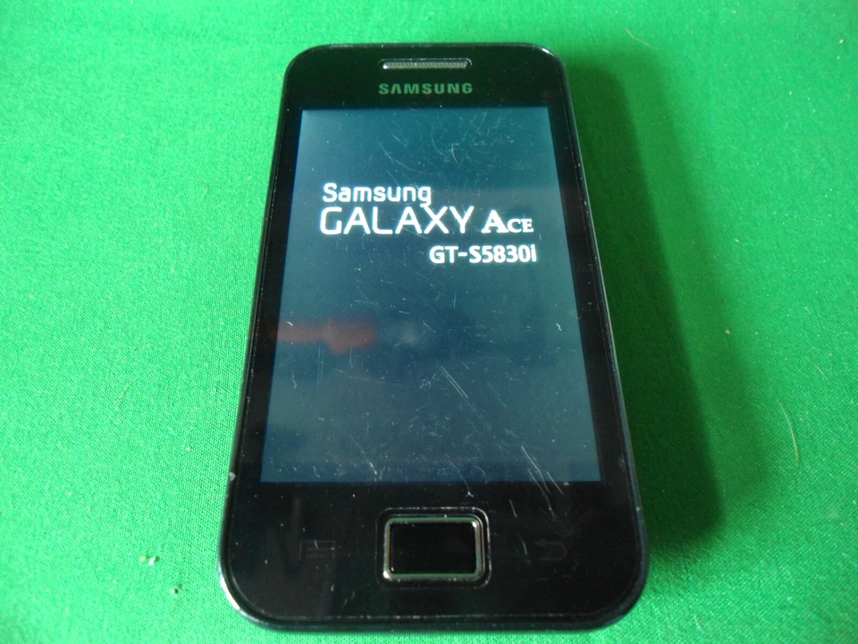 Samsung Galaxy Ace GT-S5830 Black 3.5" Early Smartphone 2011 For SPARES REPAIR - Image 1 of 4