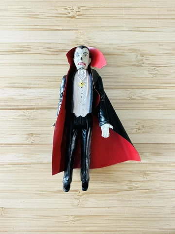 VINTAGE Count Dracula Universal Monsters Remco Figure Glow in Dark ORIGINAL CAPE Cover