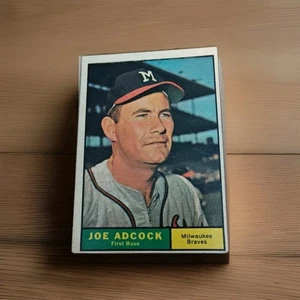 1961 Topps Baseball Card #245 Joe Adcock Milwaukee Braves  1B Vtg MLB  - Picture 1 of 2