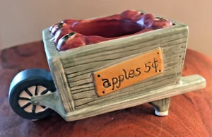 Yankee Candle Wheelbarrow of Apples Tea Light Candle Holder 3"x5" Green Red - Picture 1 of 11