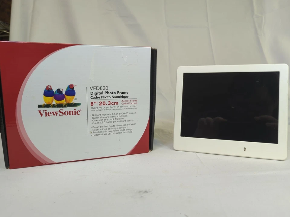 QUADRO DIGITAL VIEWSONIC VFD820-70 - 8" 800 X 600 branco sem cabo de alimentação - Imagem 1 de 4