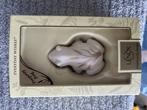 LENOX Everyday Wishes Prosperity Frog Bisque 3.5" Decor New in Box 813598 - Picture 1 of 2