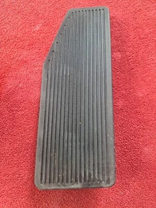 2015 - 2019 FORD ESCAPE DRIVER FOOT REST OEM EJ7B6312020AB Lincoln MKC PEDAL - Picture 1 of 3