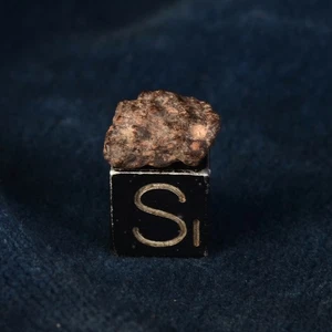 Erg Chech 008 Meteorit 1,03g Chondrit Carbon Typ CR2 - Bild 1 von 10