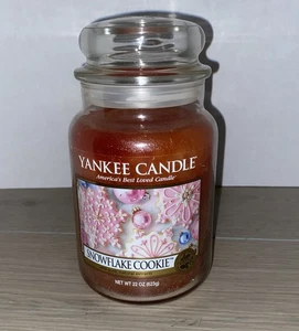 Yankee Candle "Snowflake Cookie" 22oz  Retired  scent - Picture 1 of 4