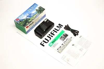 Fuji DL 300 35mm Compact Point & Shoot Film Camera ++ FILM TESTED + BOXED SET ++ - Image 1 of 4