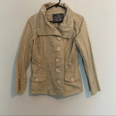 Chaqueta abotonada Last Kiss S bronceada para mujer Foto 1 de 4