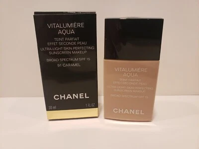 Chanel- Vitalumiere Aqua Ultra Light Perfecting Makeup SPF 15 - #91 CARAMEL - Image 1 of 2