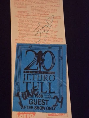 ctom          JETHRO TULL SIGNED LOTTERY TICKET w/ ATTACHED BACKSTAGE PASS 1988 - Image 1 of 4