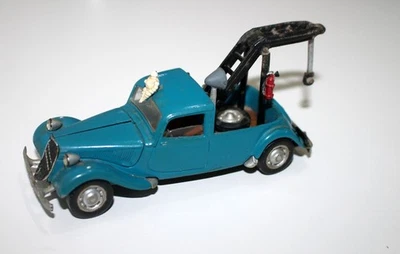 Citroen traction, 1/43 - Photo 1/4