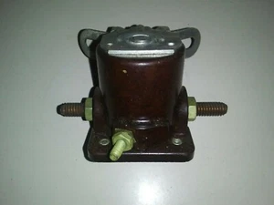 1960 Plymouth Valiant (w/Stan. Trans.) Starter Solenoid Switch - Bild 1 von 3