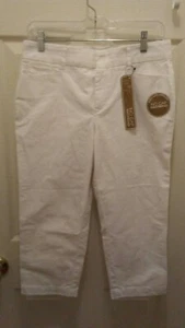 JM Collection Women's Capris White Size 8P Tummy Slimming No Gap MSRP $25 NWT - Picture 1 of 6