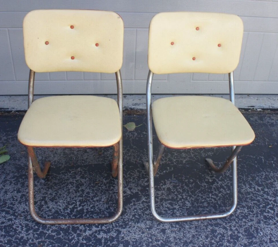 2 ~ Retro Mid Century Folding All Purpose Yellow Chair LEE KROME FOLD Chicago - Image 1 of 4
