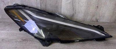 Chevrolet Corvette 2025 faro lado derecho del pasajero LED OEM 85869243 Foto 1 de 4