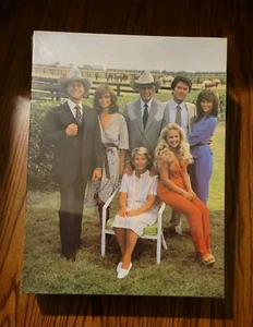 VTG 1980 Dallas TV Show Ewing Cast 500 Pc Picture Puzzle NEW NOS Sealed RARE - Picture 1 of 9