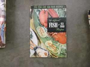 RUTH BEROLZHEIMER 1950 COOKBOOK 250 DIFFERENT FISH AND SEA FOOD RECIPES #9 - Picture 1 of 2