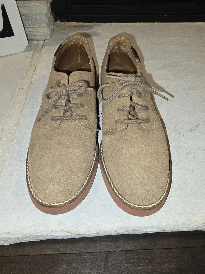 Zapatos Oxford de cuero de gamuza tostado clásico BASS BUC Elliott 5M para niños jóvenes  Foto 1 de 4