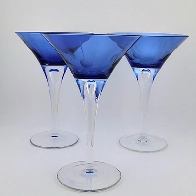 Juego de 3 vasos Martini vintage de burbujas atrapadas en lágrima/oliva grabados azules Foto 1 de 4