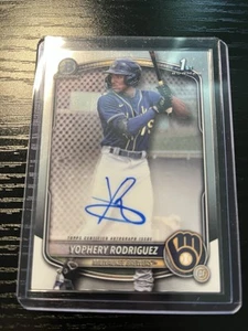 2025 Bowman - Yophery Rodriguez 1st Bowman Auto - Brewers/Red Sox - Picture 1 of 2