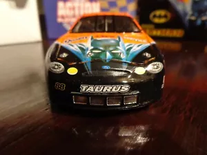 1998 FORD TAURUS # 88 DALE JARRETT BATMAN / QUALITY CARE 1/32 ACTION LTD EDITION - Picture 1 of 12