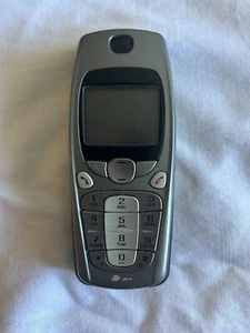 klasyczny telefon komórkowy Nokia 3560 - Zdjęcie 1 z 1