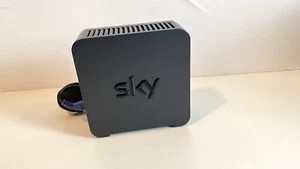 Sky SR102 54 Mbps Gigabit Wireless AC Router (untested) - Picture 1 of 9