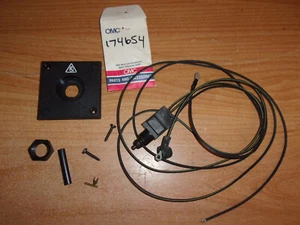 GENUINE OMC STOP SWITCH 174654  WITH MOUNTING HARDWARE 1988-2000 SQUARE COVER - Picture 1 of 4