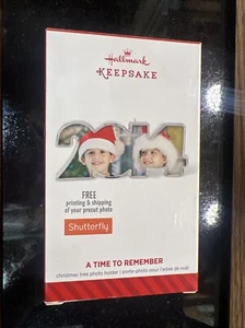 *BRAND NEW* 2014 HALLMARK KEEPSAKE ORNAMENT A TIME TO REMEMBER PHOTO HOLDER - Picture 1 of 2