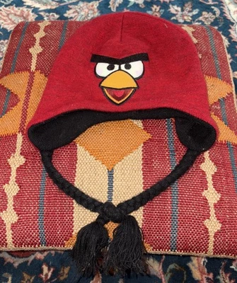 Sombrero de Lapona Peruana Reversible Angry Bird Rojo o Negro Licencia Esquí de Invierno Foto 1 de 4