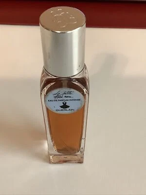 GUERLAIN LA PETITE ROBE NOIRE EAU DE PARFUM SPRAY INTENSO 15ml/10.5ml SIN CAJA Foto 1 de 4