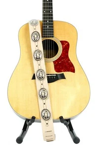 2 1/4" Wide Medium Oval Concho Beige Saddle Classic Guitar Strap - Picture 1 of 3