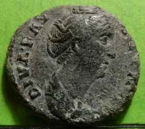 Annia Galeria FAUSTINA (Wife of Antoninus Pius) As -CAYON.-88 Bronze 10,6grs - Picture 1 of 2