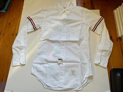 New $550 Men Thom Browne WHITE OXFORD STRIPED GROSGRAIN ARMBAND CLASSIC SHIRT - Image 1 of 4