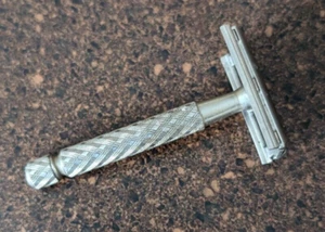 Gillette Tech Made in England Safety Razor - Bild 1 von 13