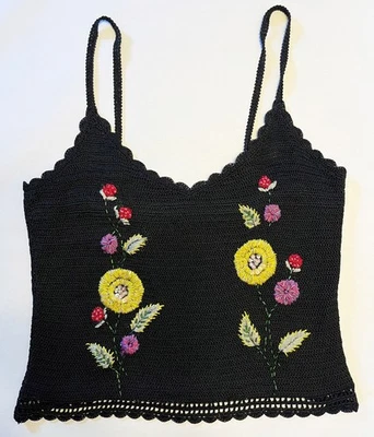 Camisola totalmente forrada bordada a ganchillo, talla S, negra con flores Foto 1 de 4