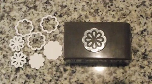 STAMPIN UP BLOSSUM BOUQUET TRIPLE LAYER LOCK PAPER PUNCH SCRAPBOOK CARDMAKING - Picture 1 of 5