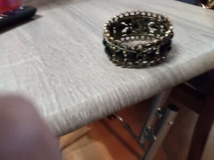 Schwarzes Perlenarmband - Bild 1 von 6
