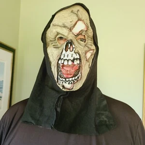 Flesh Eating Monster Halloween Mask - Bild 1 von 16
