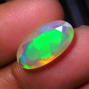 AAA+ Quality Faceted Green Fire Ethiopian Opal Gemstone Cabochon 16x8x5mm 3.3Cts - Picture 1 of 3