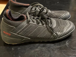 adidas PREDATOR Hallenschuhe Gr. 41 1/3 - Bild 1 von 5