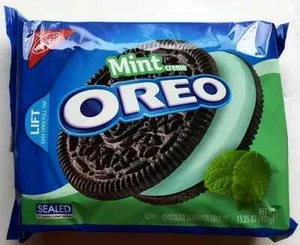 2 packages NEW Nabisco Oreo Mint Flavor Creme Cookies - Picture 1 of 1