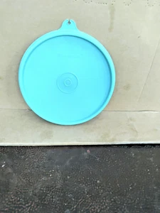 TUPPERWARE REPLACEMENT  LID ROUND 5-1/4" 238 (B) - Picture 1 of 3